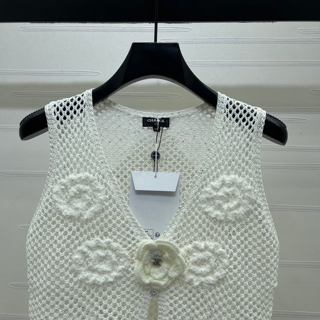 CHANEL 26S FLORAL CROCHET KNIT VEST 1347