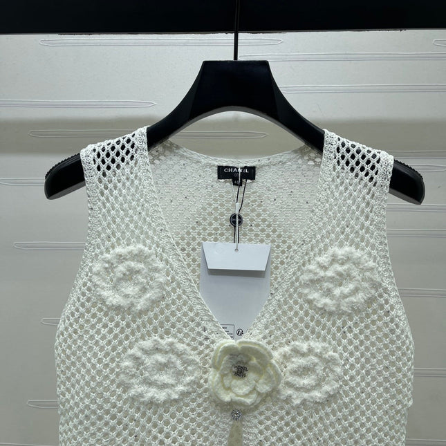 CHANEL 26S FLORAL CROCHET KNIT VEST 1347