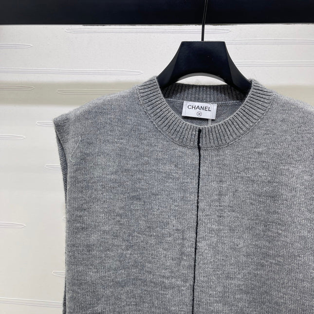 CHANEL 26S CONTRAST KNIT VEST 1323