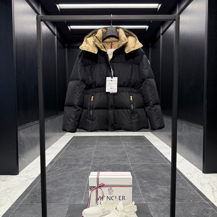 MONCLER 26S HOODED SHORT DOWN JACKET 792