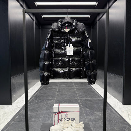 MONCLER 26S HOODED SHORT DOWN JACKET 795