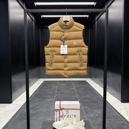 MONCLER 26S DOWN VEST 764