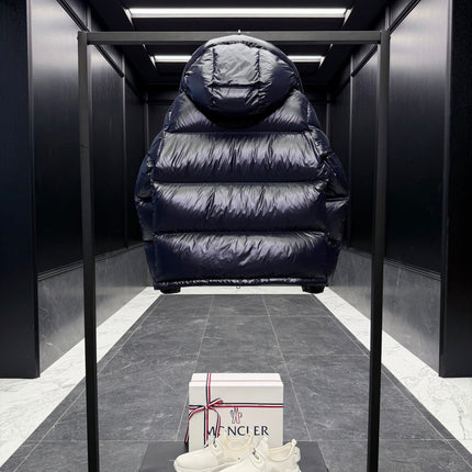 MONCLER JACKET STYLE 186