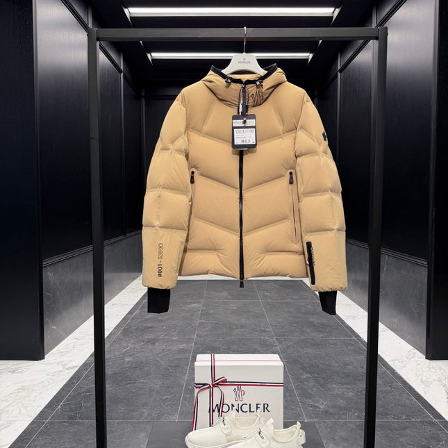 MONCLER 25S DOWN JACKET 426