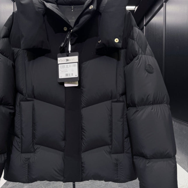 MONCLER 25S DOWN JACKET 359