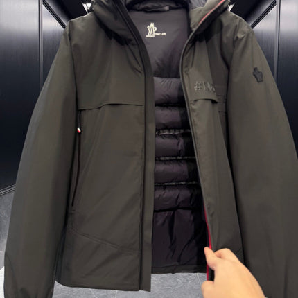 MONCLER 25S HOODED SKI JACKET 385