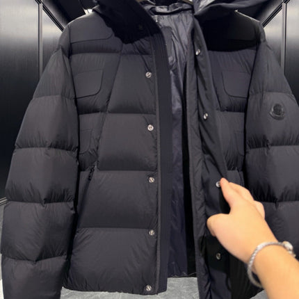 MONCLER 26S DOWN JACKET 822