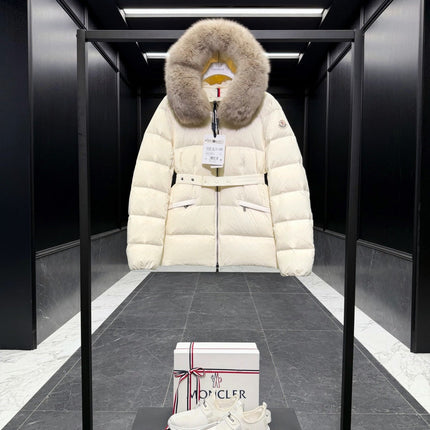 MONCLER 26S DOWN JACKET 723