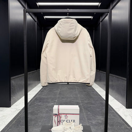 MONCLER 26S ZIP-UP HOODED JACKET 800