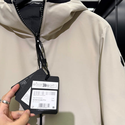 MONCLER 26S ZIP-UP HOODED JACKET 800
