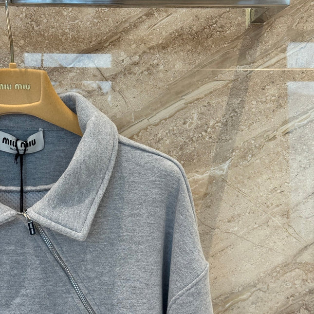 MIUMIU POLO SWEATSHIRT STYLE 652