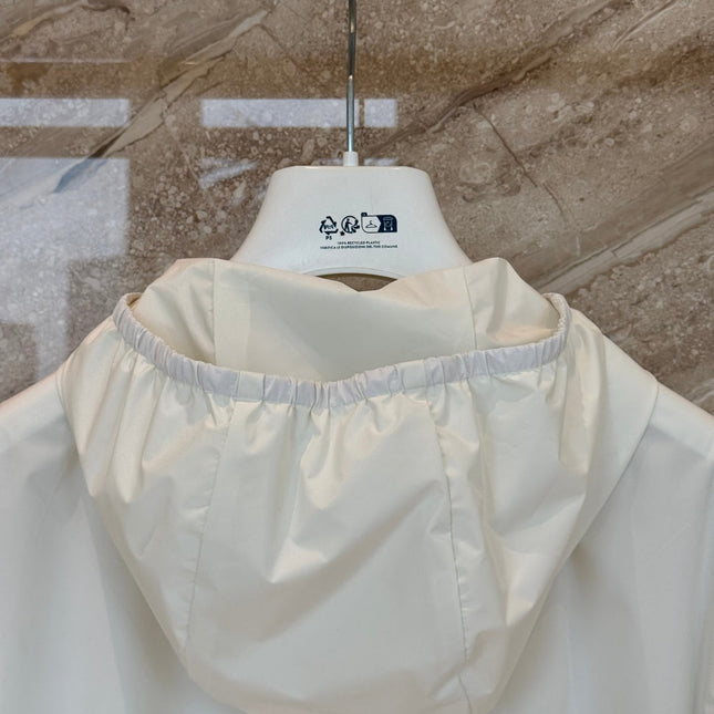 MONCLER 26S HOODED ZIP-UP JACKET 685