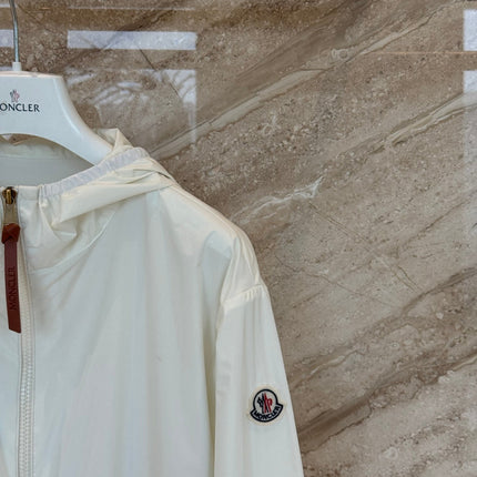 MONCLER 26S HOODED ZIP-UP JACKET 685