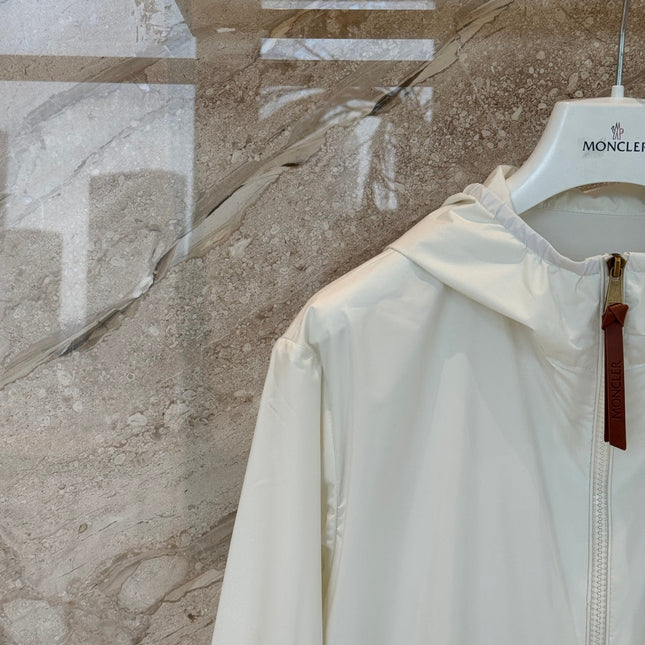 MONCLER 26S HOODED ZIP-UP JACKET 685