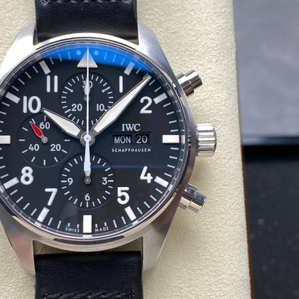 PILOT'S WATCH MARK XX STAINLESS STEEL CASE WITH BLACK LEATHER TRAP AND DIAL