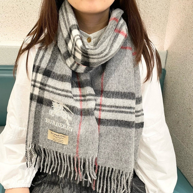 BURBERRY 26S SCARF 180CM IN CASHMERE 147284