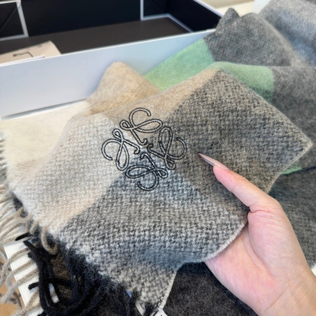 LOEWE 26S SCARF 180 IN CASHMERE 902862