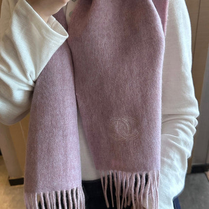 CHANEL 25S SCARF 180 IN CASHMERE 989817
