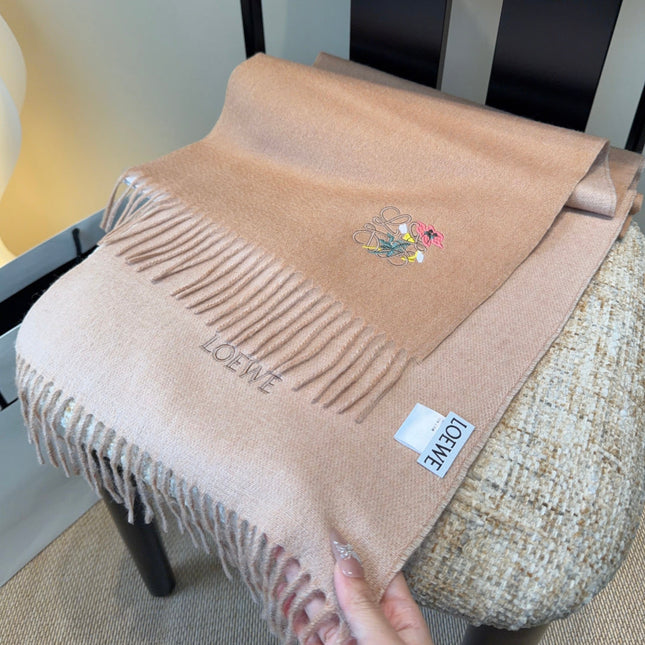 LOEWE 26S SCARF 180 IN CASHMERE WOOL 130388