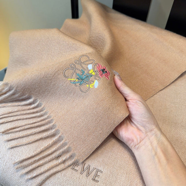 LOEWE 26S SCARF 180 IN CASHMERE WOOL 130388