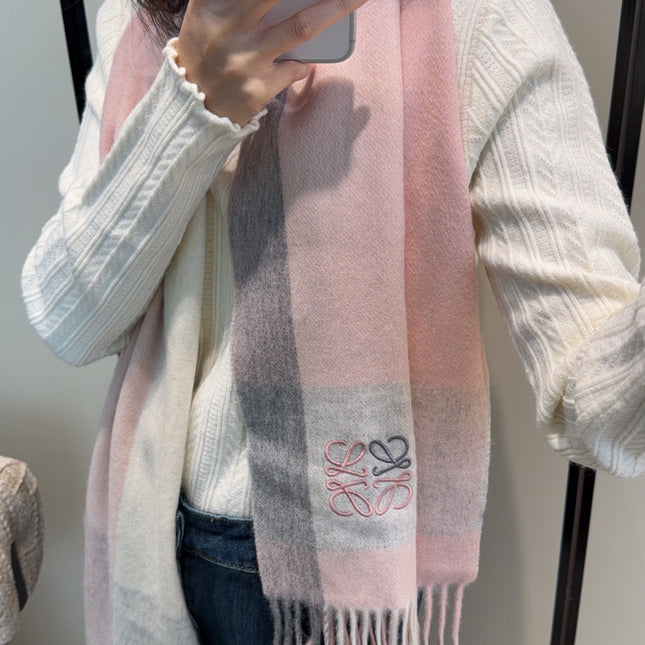 LOEWE 26S SCARF 180 IN CASHMERE 160617
