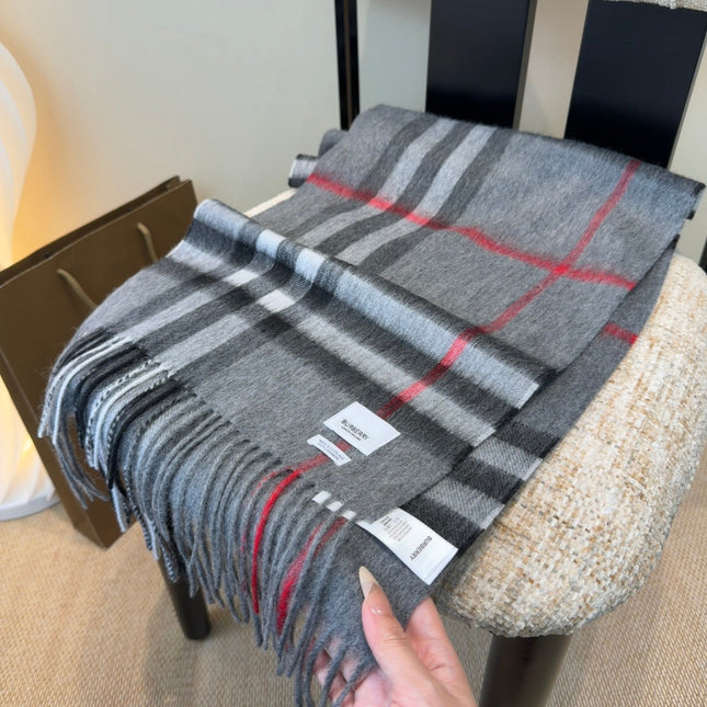 BURBERRY 26S SCARF 180CM IN CASHMERE 184996