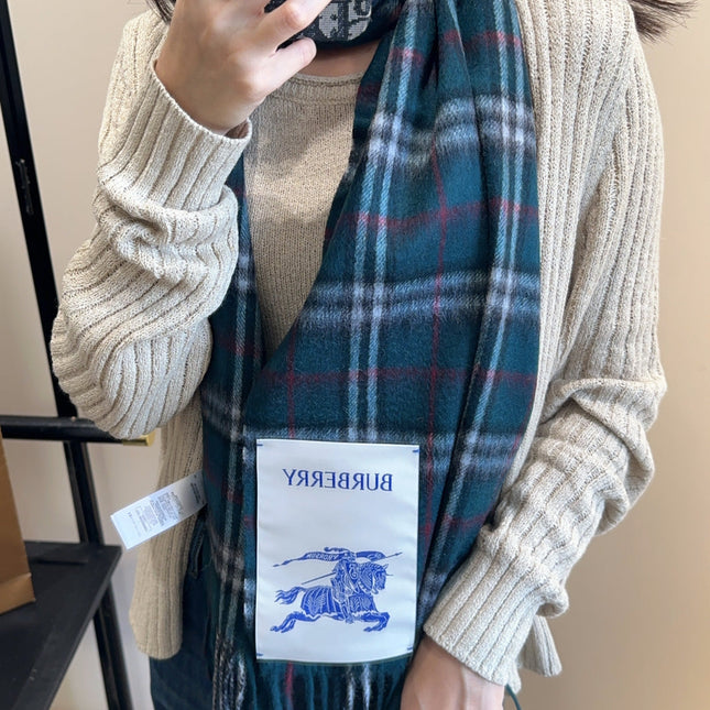 BURBERRY 26S SCARF 180CM IN CASHMERE 186796