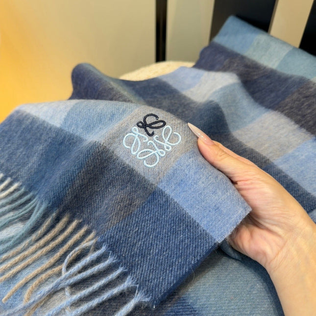 LOEWE 26S SCARF 180 IN CASHMERE WOOL 202472