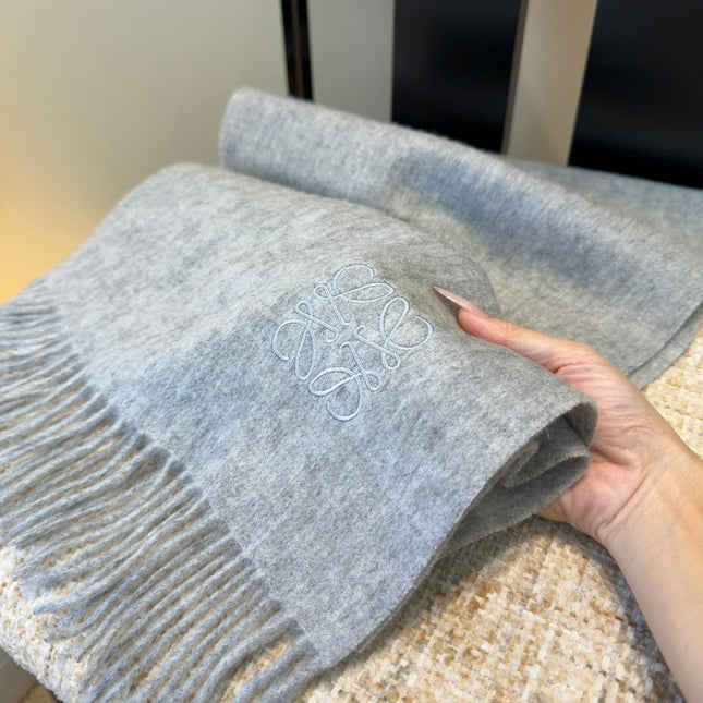 LOEWE 26S SCARF 180 IN CASHMERE WOOL 207844