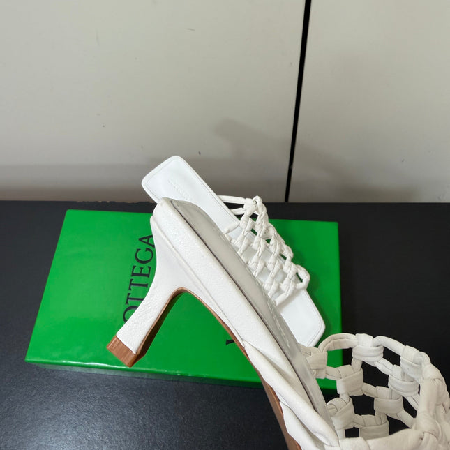 BOTTEGA VENETA 26S WOVEN STRAP HIGH-HEEL SANDALS 55 MM IN WHITE LAMBSKIN