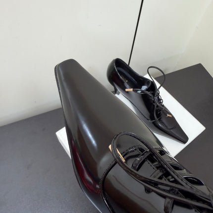CELINE 26S LACE UP POINTED TOE PUMPS IN BLACK PATENT CALFSKIN