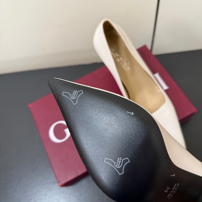 GUCCI 26S POINTED TOE PUMPS 85MM IN WHITE CALFSKIN