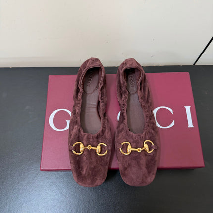 GUCCI 26S BALLET FLATS IN DARK BROWN SUEDE GOLD HARDWARE