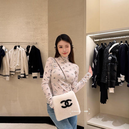 CHANEL 25S PATTERNED TURTLENECK SWEATER 380