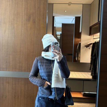 MONCLER 25S KNITTED PUFFER JACKET 422