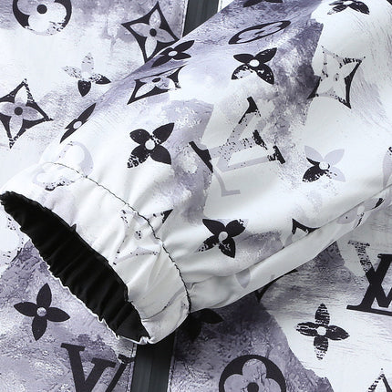 LV DOUBLE-SIDED JACKET BLACK AND WHITE 238980