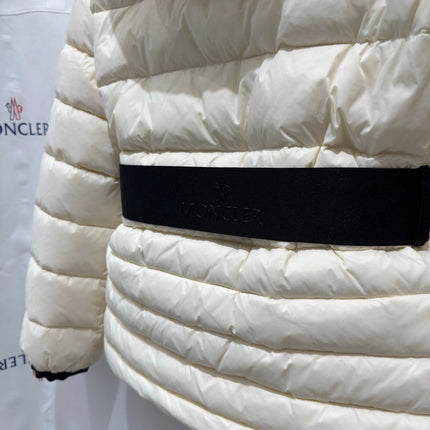 MONCLER 26S HOODED SHORT DOWN JACKET 754