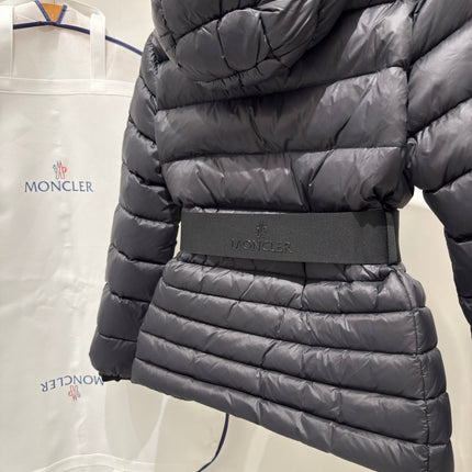 MONCLER 26S HOODED SHORT DOWN JACKET 753