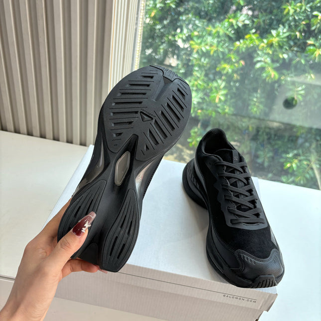 ALO 25S SALOMON SPECTUR SNEAKER IN BLACK FABRIC