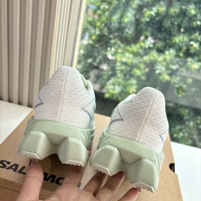 ALO 25S SALOMON SPECTUR SNEAKER IN LIGHT GREEN AND WHITE MESH FABRIC