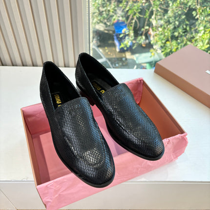 MIUMIU 26S LOAFERS IN BLACK SNAKE EMBOSSED CALFSKIN