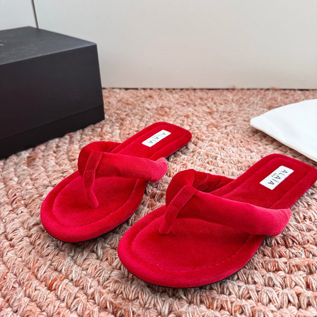 ALAIA 26S THONG SANDALS IN RED VELVET