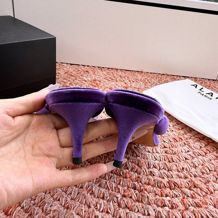 ALAIA 26S HEELED THONG SANDALS IN DARK PURPLE VELVET