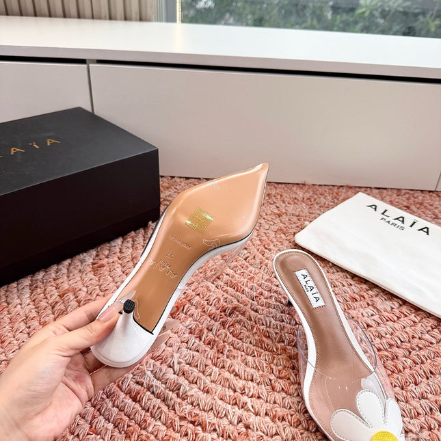 ALAIA 26S POINTED-TOE MULE HEELS IN WHITE LAMBSKIN AND TRANSPARENT PVC