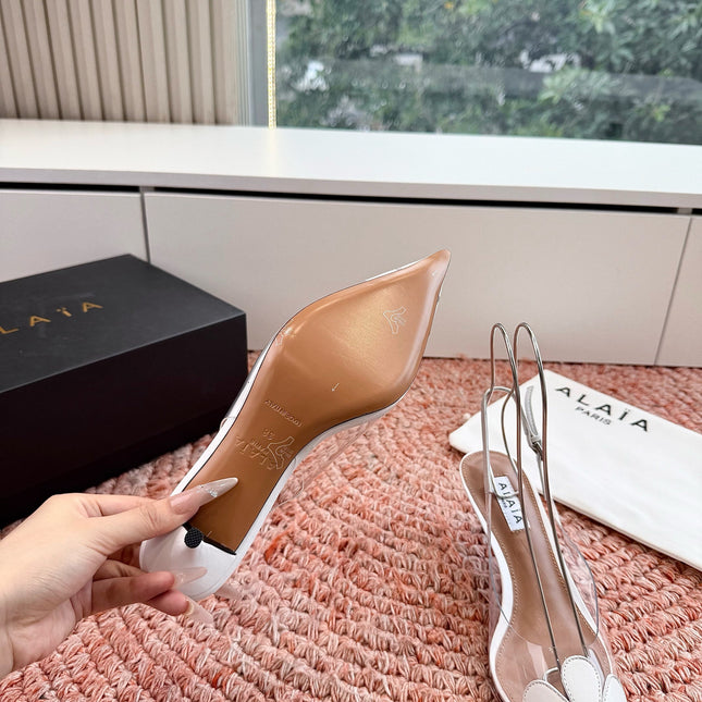 ALAIA 26S POINTED-TOE SLINGBACK HEELS IN WHITE LAMBSKIN AND TRANSPARENT PVC