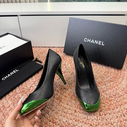 CHANEL 26S SQUARE TOE HIGH HEELS IN BLACK LAMBSKIN WITH GREEN TOE