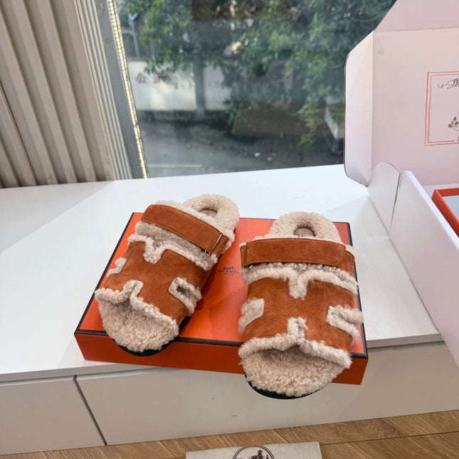 HM 26S SANDAL IN BEIGE WOOL AND COGNAC BROWN SUEDE