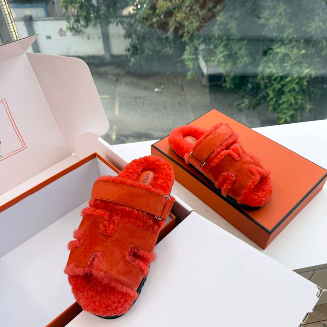 HM 26S SANDAL IN ORANGE RED WOOL AND SUEDE