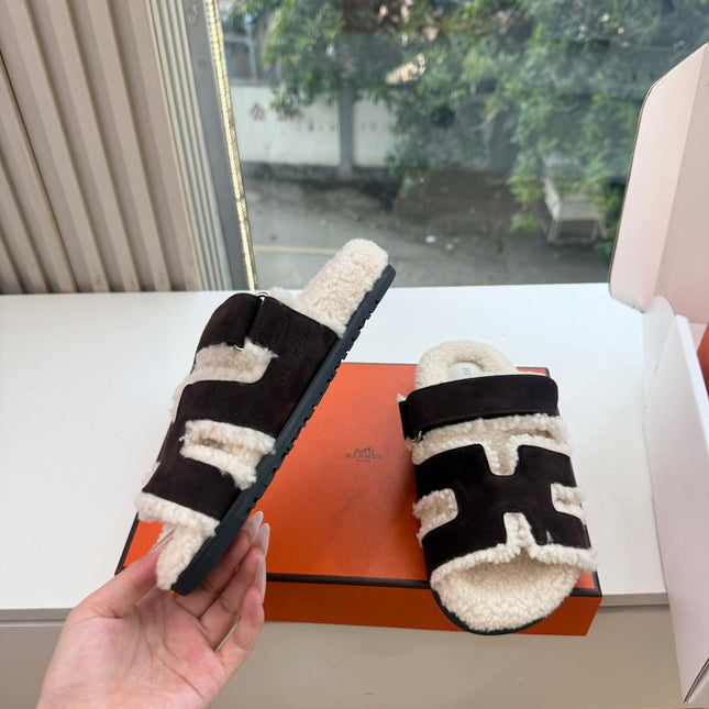 HM 26S SANDAL IN BEIGE WOOL AND BLACK SUEDE