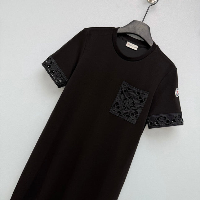 MONCLER 26S SHORT-SLEEVE LACE HEM MIDI DRESS 682